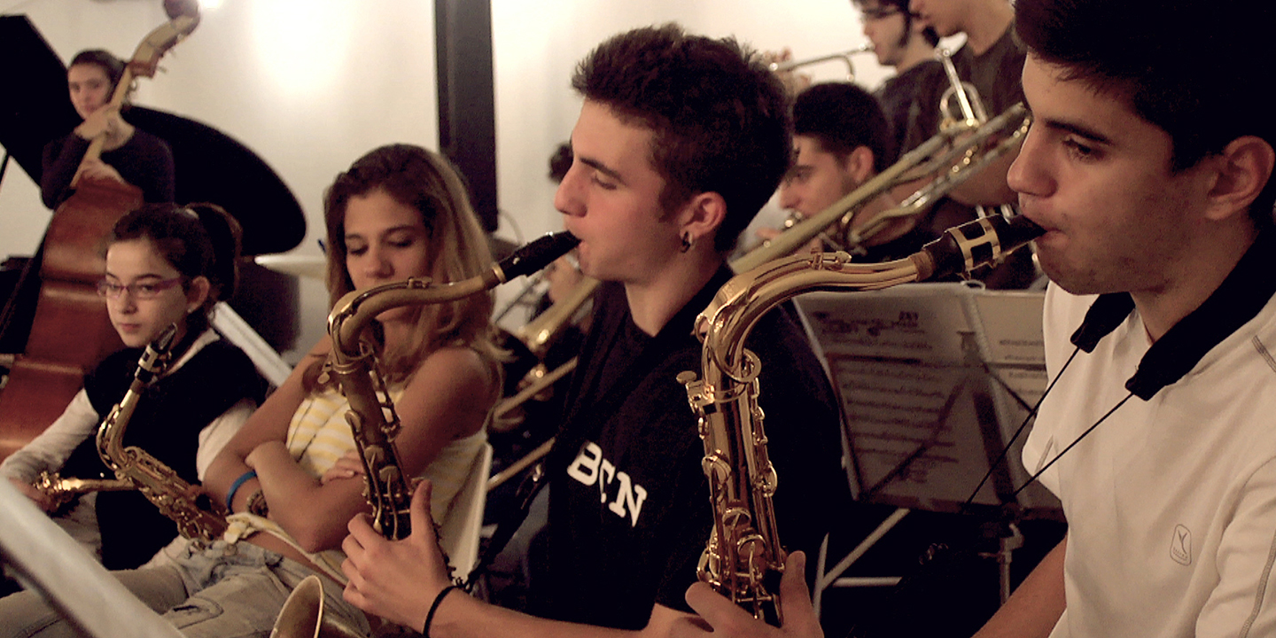 A Film About Kids and Music. Sant Andreu Jazz Band_3